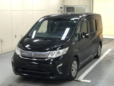 Honda STEP WAGON  с аукциона в Японии