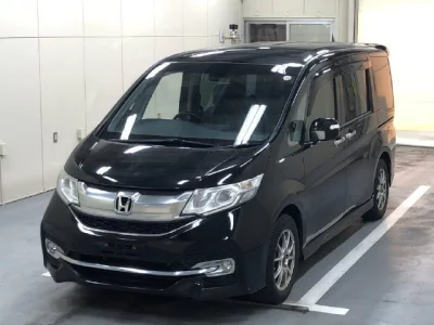 Honda STEP WAGON  с аукциона в Японии