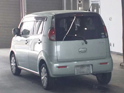 Suzuki MRWAGON