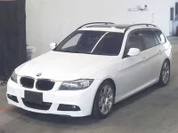 BMW 3-Series лот № 2501 оценка 4  с аукциона в Японии 3