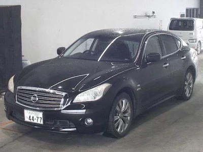 Nissan FUGA