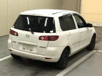 Mazda DEMIO лот № 1070 оценка 3.5  с аукциона в Японии 3