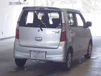 Suzuki WAGON R лот № 4068 оценка 3.5  с аукциона в Японии 4