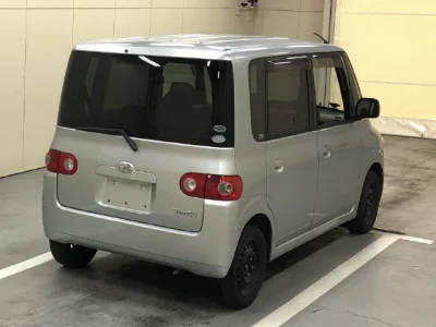 Daihatsu TANTO  с аукциона в Японии