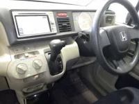 Honda LIFE лот № 4072 оценка 3.5  с аукциона в Японии 2