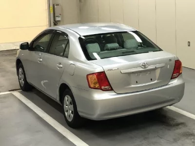 Toyota COROLLA AXIO  с аукциона в Японии