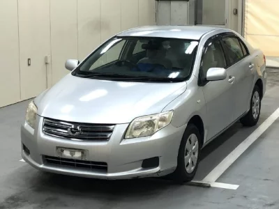 Toyota COROLLA AXIO  с аукциона в Японии