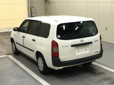 Toyota PROBOX  с аукциона в Японии