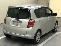 Toyota RACTIS лот № 6064 оценка 3.5  с аукциона в Японии 3