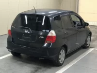 Honda FIT лот № 3711 оценка 3.5  с аукциона в Японии 3