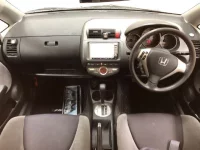 Honda FIT лот № 3711 оценка 3.5  с аукциона в Японии 4