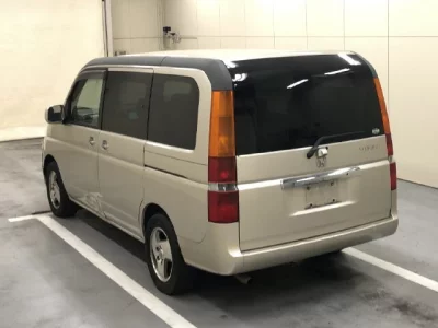 Honda STEP WAGON  с аукциона в Японии