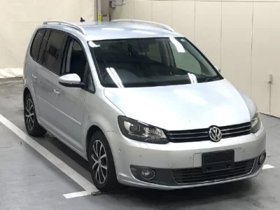 Volkswagen GOLF TOURAN