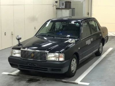 Toyota CROWN COMFORT  с аукциона в Японии
