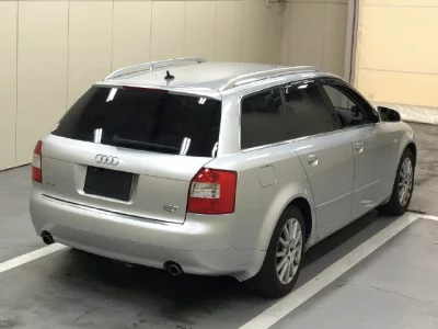 Audi A4  с аукциона в Японии