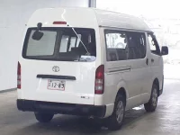 Toyota HIACE VAN лот № 730 оценка R  с аукциона в Японии 4