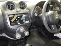 Nissan LATIO лот № 4801 оценка 3.5  с аукциона в Японии 2