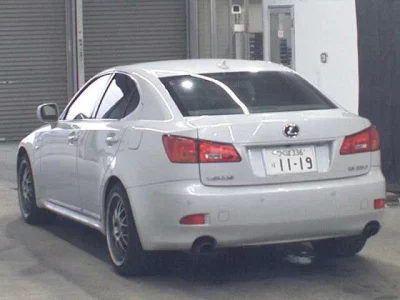 Lexus IS