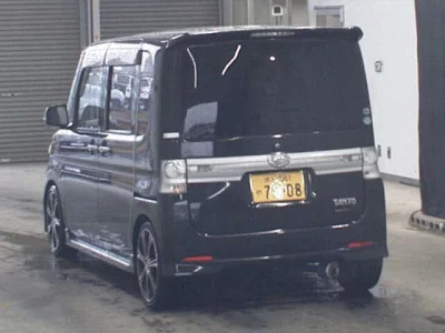 Daihatsu TANTO  с аукциона в Японии
