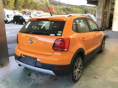 Volkswagen CROSS POLO
