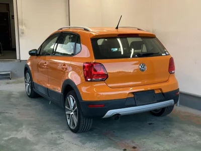 Volkswagen CROSS POLO