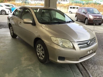 Toyota COROLLA AXIO  с аукциона в Японии