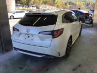 Toyota COROLLA TOURING лот № 6027 оценка 4  с аукциона в Японии 3