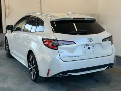 Toyota COROLLA TOURING  с аукциона в Японии