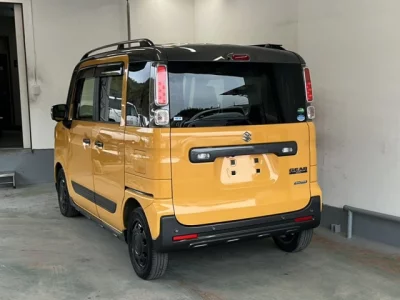 Suzuki SPACIA GEAR  с аукциона в Японии