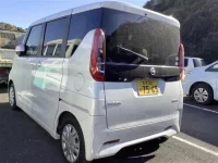 Nissan ROOX лот № 3003 оценка 5  с аукциона в Японии 1