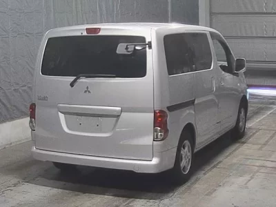 Mitsubishi DELICA D3