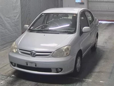 Toyota PLATZ  с аукциона в Японии