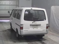 Mazda BONGO VAN лот № 821 оценка 3.5  с аукциона в Японии 7