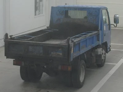 Mazda TITAN  с аукциона в Японии