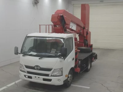 Hino DUTRO  с аукциона в Японии