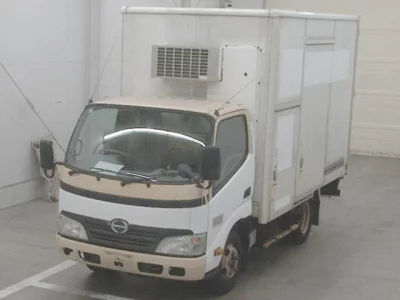 Hino DUTRO  с аукциона в Японии