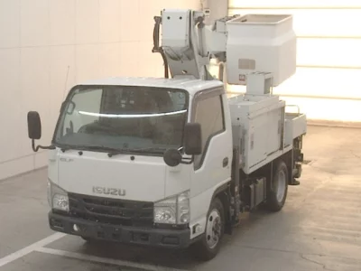 Isuzu ELF