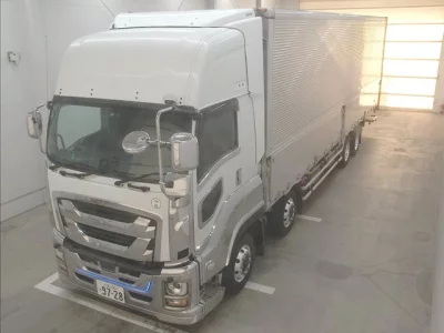 Isuzu TRUCK