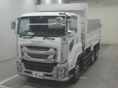 Isuzu TRUCK