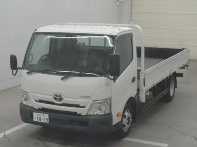 Toyota DYNA  с аукциона в Японии