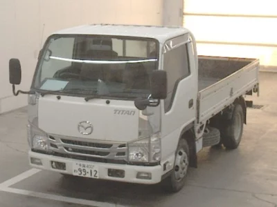Mazda TITAN  с аукциона в Японии