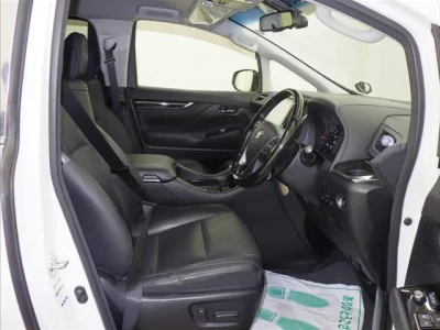 Toyota VELLFIRE  с аукциона в Японии