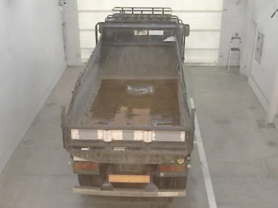 Isuzu TRUCK