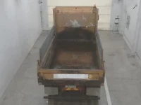 Isuzu TRUCK лот № 1072 оценка 4  с аукциона в Японии 2