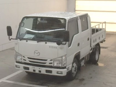 Mazda TITAN  с аукциона в Японии