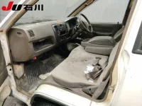 Toyota LITE ACE TRUCK лот № 108 оценка R  с аукциона в Японии 3