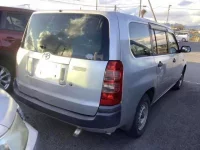 Toyota SUCCEED лот № 437 оценка 3  с аукциона в Японии 4