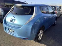 Nissan LEAF лот № 122 оценка 3.5  с аукциона в Японии 4
