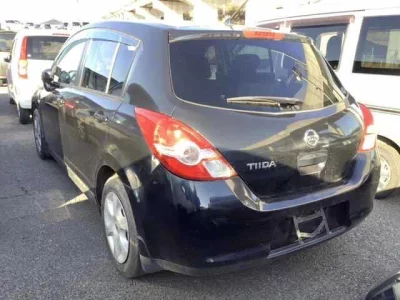 Nissan TIIDA