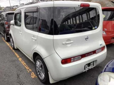 Nissan CUBE  с аукциона в Японии